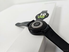 Samsung Galaxy Watch 5 - 6