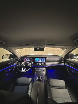 Mercedes-Benz E 300d W213 - 6