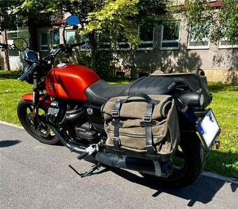 Moto Guzzi V7 Stone - 6