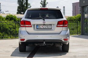 Fiat Freemont 2.0 16V MultiJet Black Code 4x4 A/T - 6