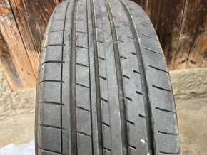 Yokohama Bluearth xt ae61 235/60R18 - 6