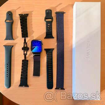 Apple Watch 7 45mm Stainless Steel - 6