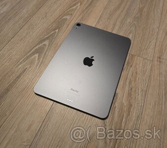 Apple iPad Air 5 64gb s procesorom M1 škrabanec na display - 6