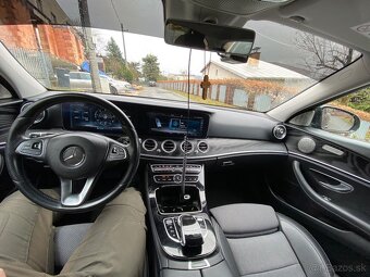 Mercedes-Benz E220d 4Matic - 6