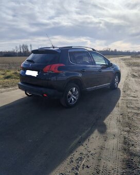 Peugeot 2008 - 6