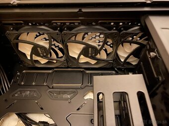 ASUS TUF Gaming GT301 - 6