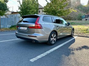 Volvo V60 Momentum 2.0D 110kw/8AT - 6