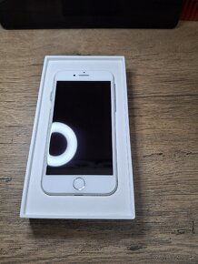 iPhone 8 64GB – Biely, ako nový, TOP stav - 6