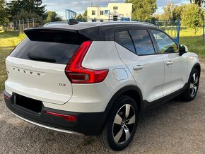 VOLVO XC40 MOMENTUM D3 AUTOMAT - 6