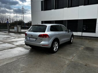 Volkswagen Touareg 3.0 180kW - 6