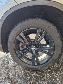 BMW X1 XDrive 20i A/T - 6