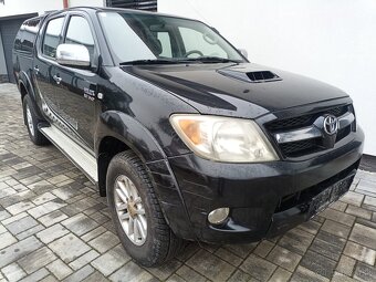 TOYOTA HILUX 4 WD - NA PREDAJ / NA SPLÁTKY - 6