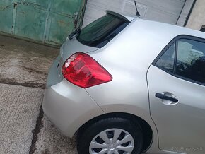 45000 km toyota auris 2009 - 6