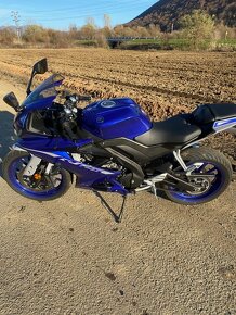 Yamaha yzf r125 - 6