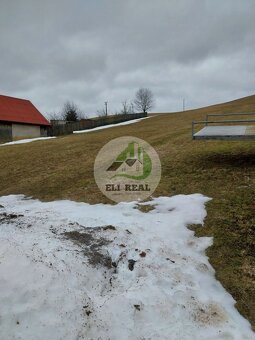 Veľký pozemok na stavbu RD 15km od Dolného Kubína. ID P003BD - 6