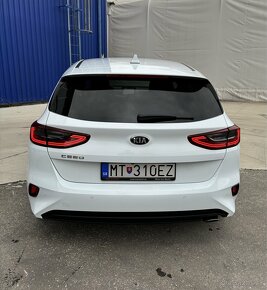 KIA Ceed 1.4 t-gdi Gold + Navi - 6