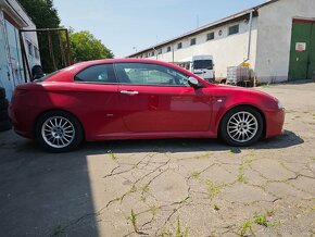 Alfa Romeo GT 1.9 JTD - 6