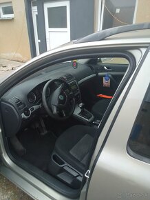 ŠKODA OCTAVIA COMBI, 1,6 TDI, Automat - 6