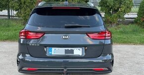 Kia Ceed SW 1,6 CRDi - 6