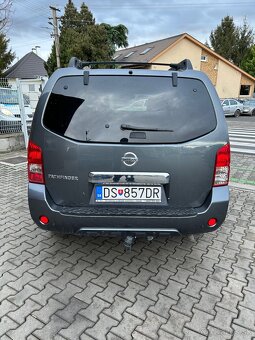 Nissan Pathfinder 2.5 dCi LE A/T - 6