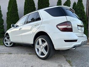 Predám Mercedes-Benz ML 320 4MATIC AMG packet - 6