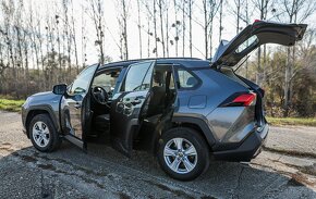 Toyota RAV4 4x4 2.5i Benzin+Hybrid E-CVT 119000km - 6