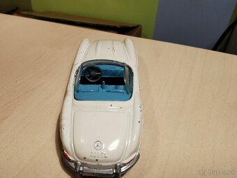 ZLAVA Corgi toys Mercedes 300SL - 6