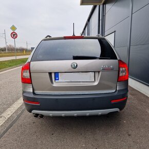 Skoda Octavia 1.8 TSI SCOUT FL. 4x4 - 6