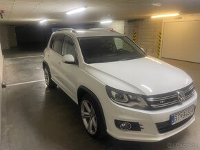 VW Tiguan R-Line 4x4 - 6