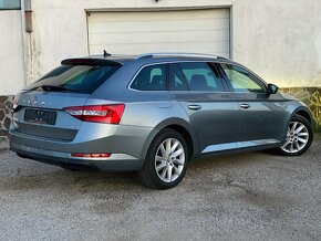 Škoda Superb Combi 2.0 TDI 2021 - 6