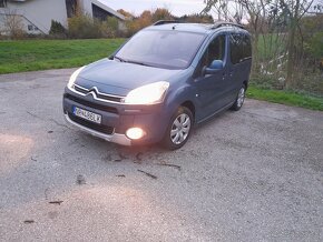 Citroen Berlingo 1.6 hdi XTR multispace 2014 - 6