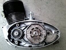 luxusny motor  250/353 - 6