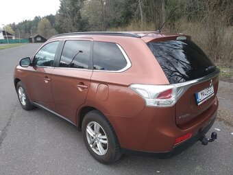 Mitsubishi Outlander 2.2 DI-D 110kW, 4x4, SUV,Webasto - 6