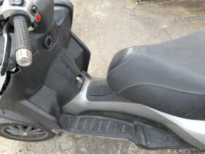 Na ND VESPA PIAGGIO 125 MP3 - 6