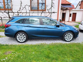 Opel Astra Spotrs Tourer - 6