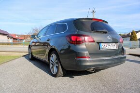 Opel Astra Sport Tourer LPG+Benzín, manuál - 6