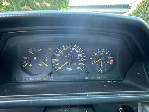 Mercedes w124 e280 104.942 - 6