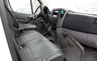 Volkswagen crafter 2.5 TDI rok 2007 - 6