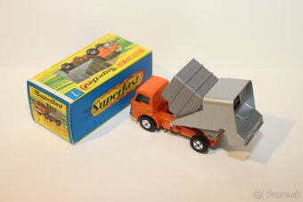 Matchbox SF Ford refuse truck - 6