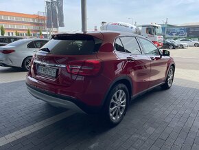 Mercedes-Benz GLA 200 - 6