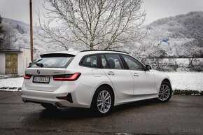 BMW 330e Touring xDrive - 6