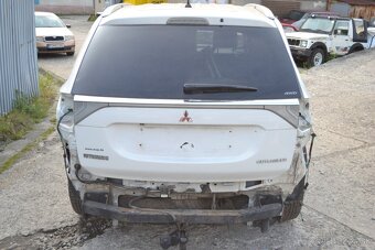 Mitsubishi Outlander III 2.2 DID Automat ROZPREDÁM - 6