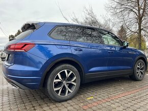 Volkswagen Touareg 3.0 TDI V6, R line, 170 kW, vzduch. podv. - 6