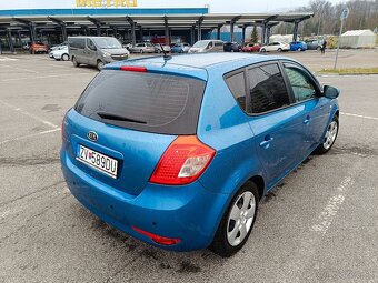 Kia Cee´d 1.4 CVVT 105k LX SR 2majiteľ - 6