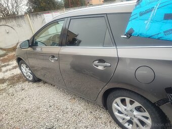 Toyota Auris Touring Sports, r.v.2019, 62503 km, Havarované - 6