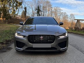 Jaguar XE 2.0D I4 R-Dynamic HSE AT - 6