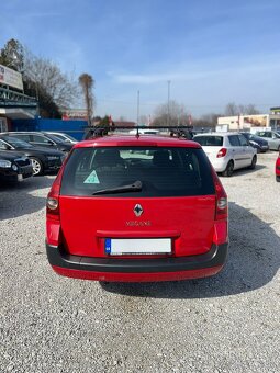 Renault Mégane Grandtour 1.6 16V, 2004, 83 kW, 174571 km - 6