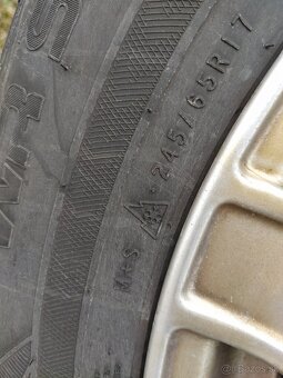 Zimné pneu Nokian WR SUV 245/65 r17 - 6