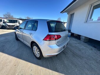 Volkswagen Golf 1.6 TDI Trendline - 6