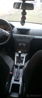 Opel Astra 1.8 - 6